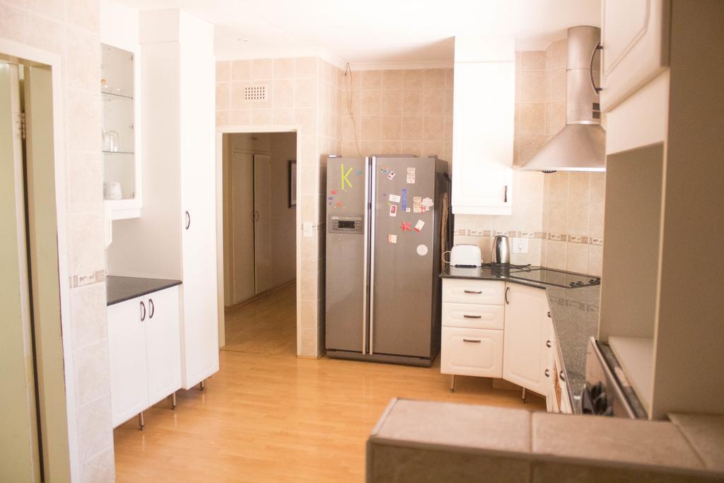 Khuvena Guesthouse 랜드버그 외부 사진